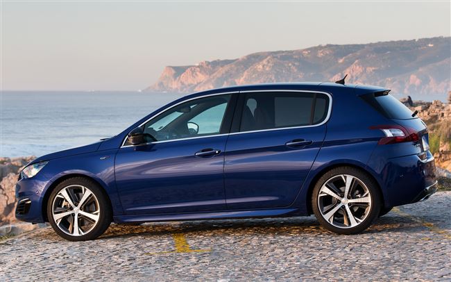 Отзывы владельцев Peugeot 308